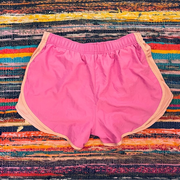 NIKE | Tempo Shorts - Picture 10 of 10